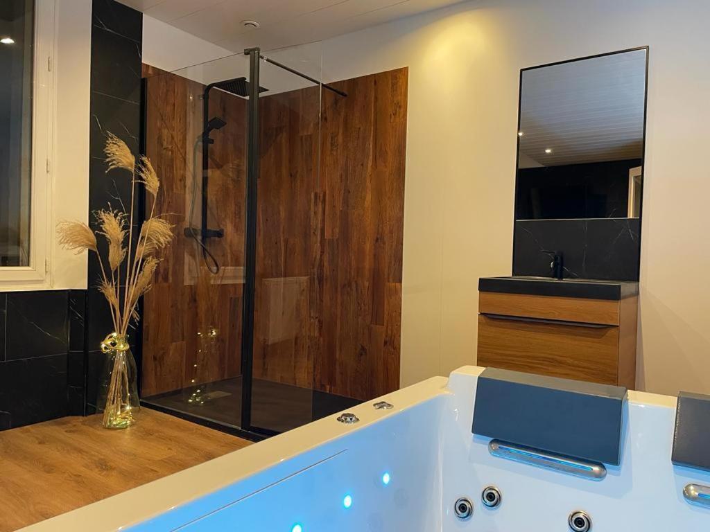 Elo Spa Saint-Quentin (Aisne) Exterior foto